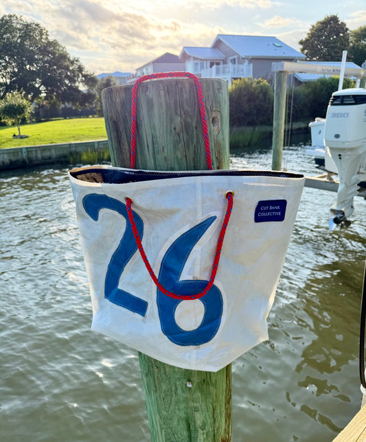The Schooner 26